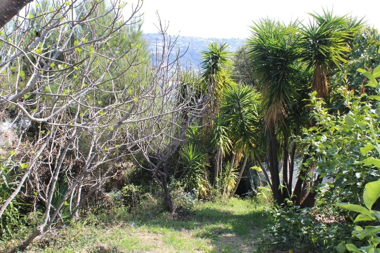 Rez De Villa Avec Beau Jardin Et Belle Vue Saint-Laurent-du-Var 0*,